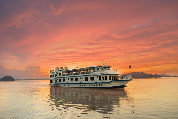 Brahmaputra Cruise, Guwahati